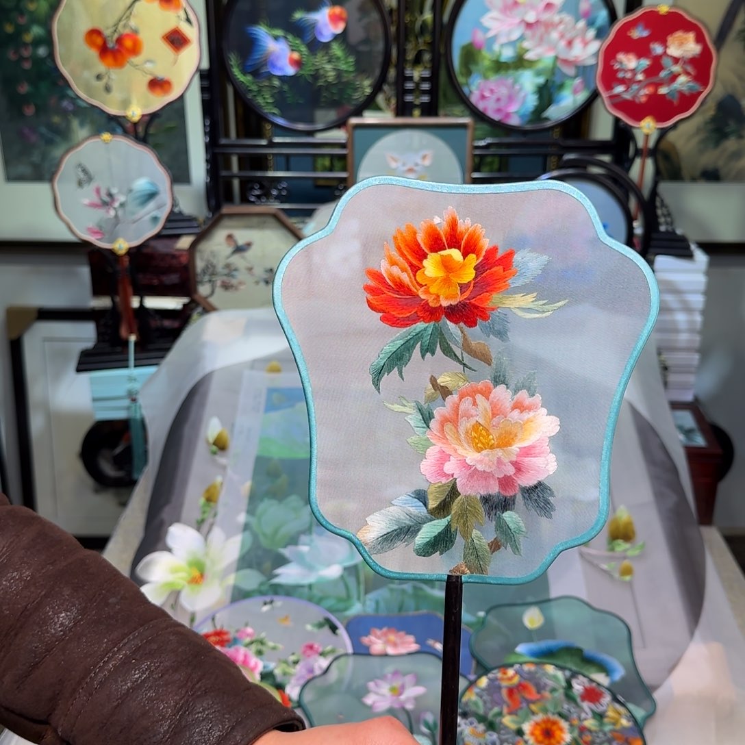 刺绣刺绣工艺精湛