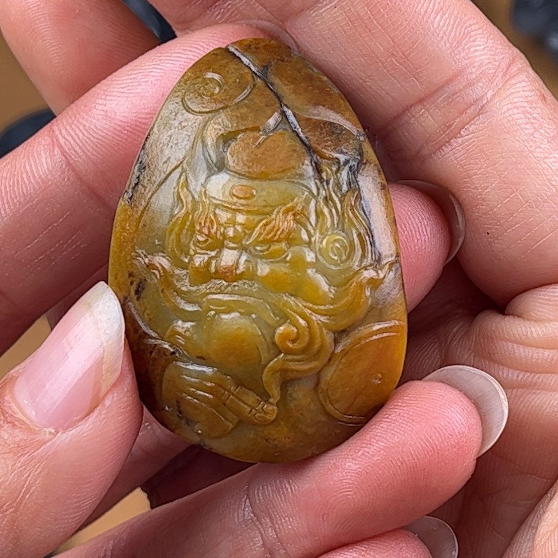 和田玉颈饰未镶嵌魔*