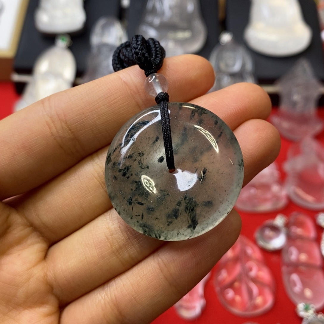 石英质玉未镶嵌吊坠