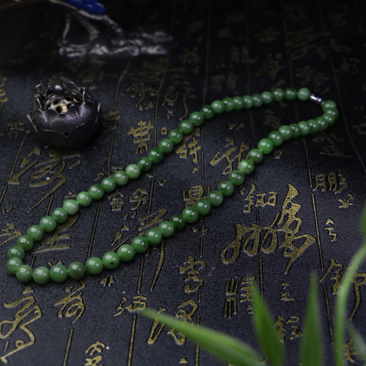 【万锦珠宝城】碧玉时尚满绿精美百搭8mm妈妈链  多样性发其一