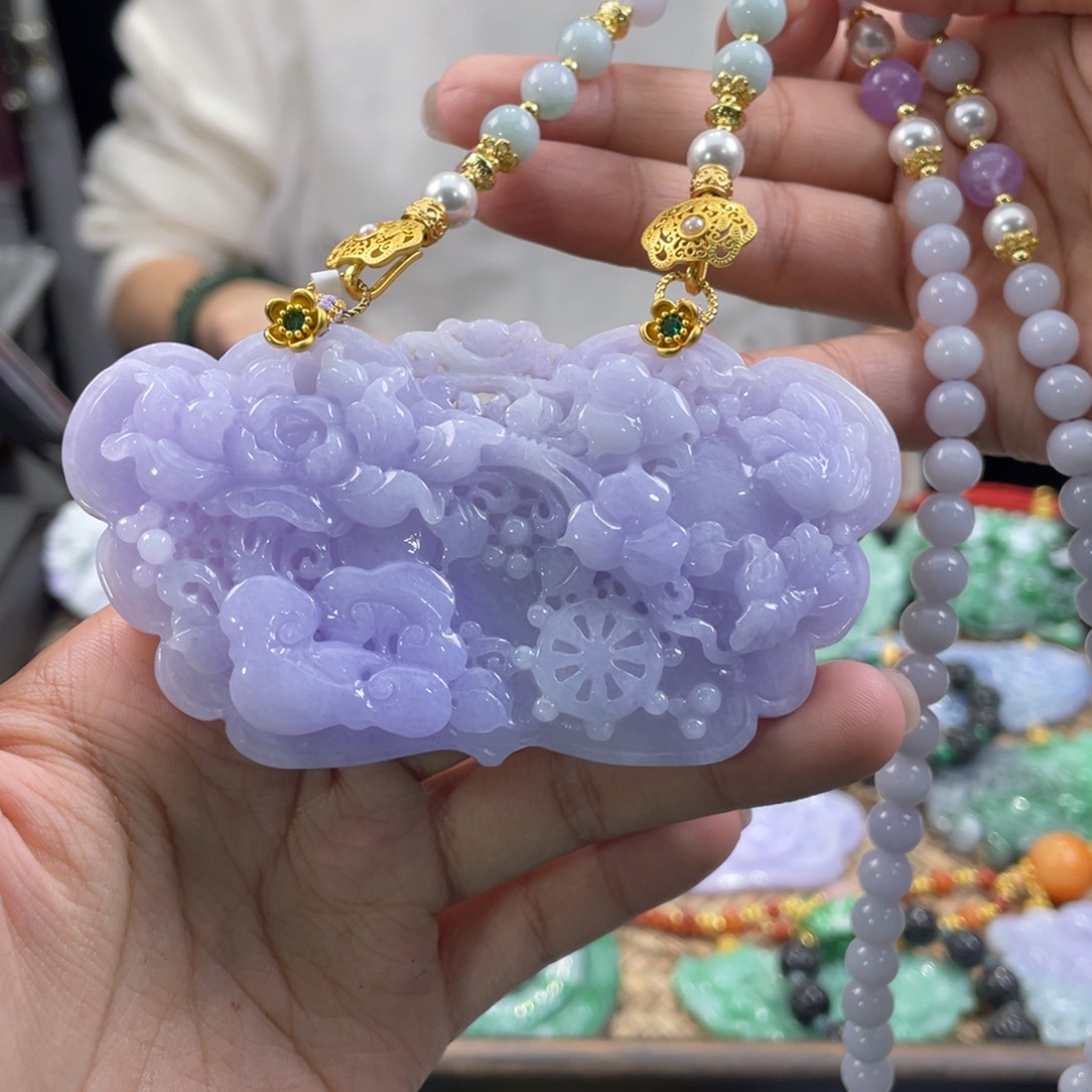 翡翠颈饰未镶嵌代编织