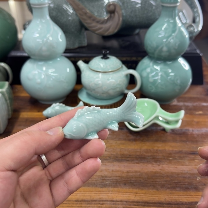 龙泉青瓷茶具微瑕4603