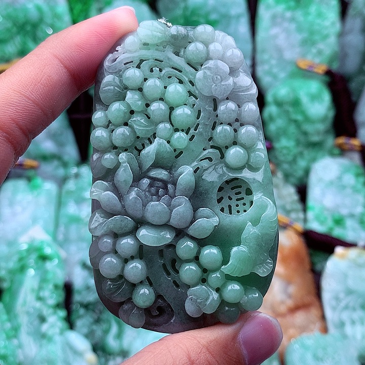 翡翠吊坠(不含链)未镶嵌