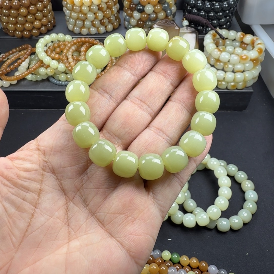 ༒****和田玉未镶嵌手链