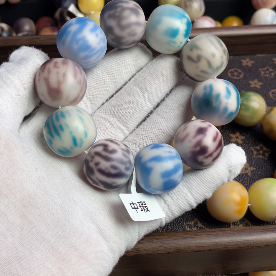 吊坠菩提根/象牙果25