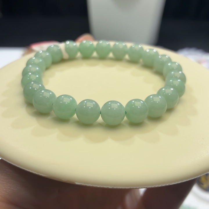 翡翠未镶嵌手链卡8.4