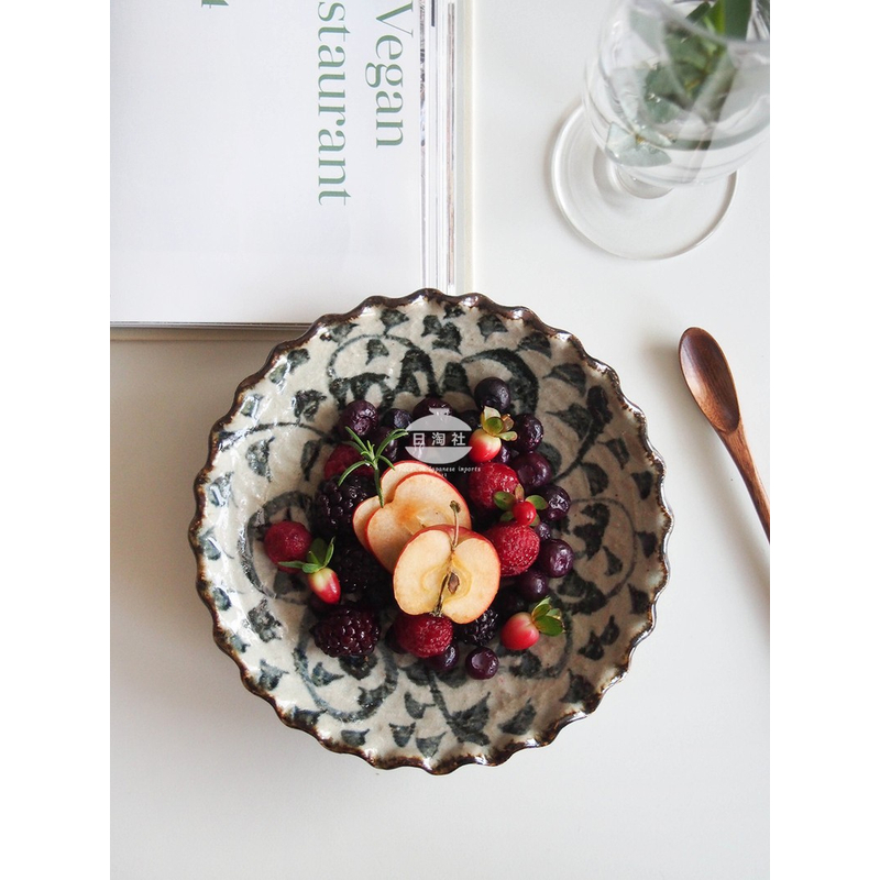 日本进口匠人手作唐草荷盘 手绘和风陶瓷盘子点心盘菜盘古朴风