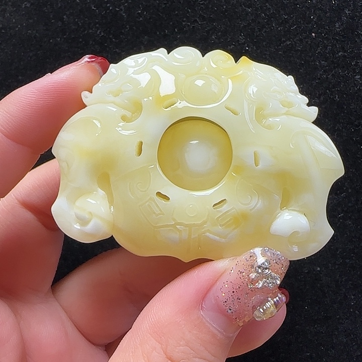 蜜蜡珠宝奇石未镶嵌