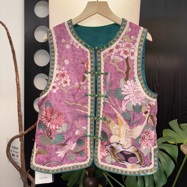 “鸟语花香”轻奢刺绣马甲 新中式立领时尚洋气显肤白重工文艺马夹