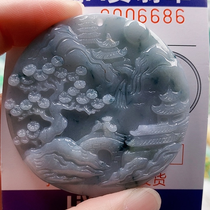 吊坠(不含链)未镶嵌翡翠