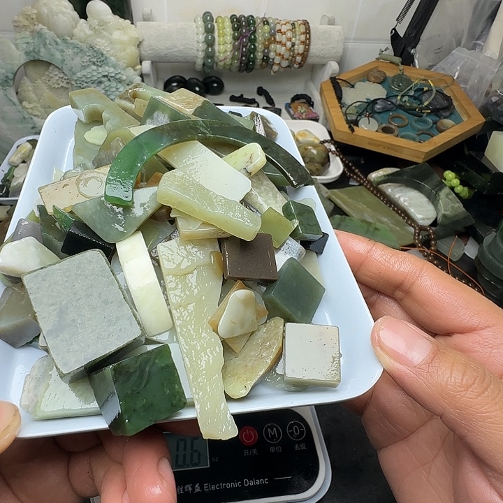 和田玉（糖玉）未镶嵌珠宝半成品