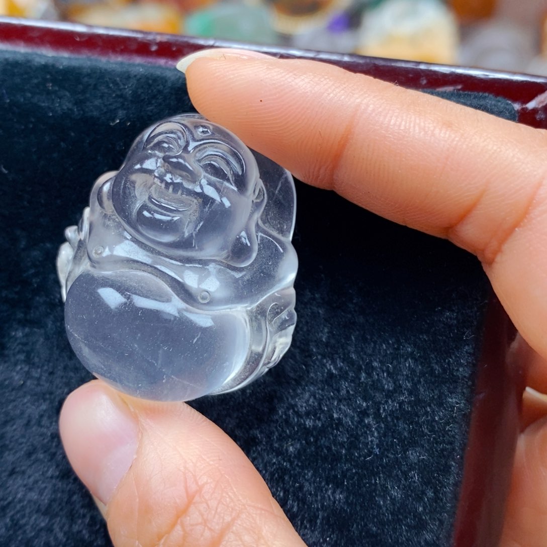 石英质玉未镶嵌颈饰