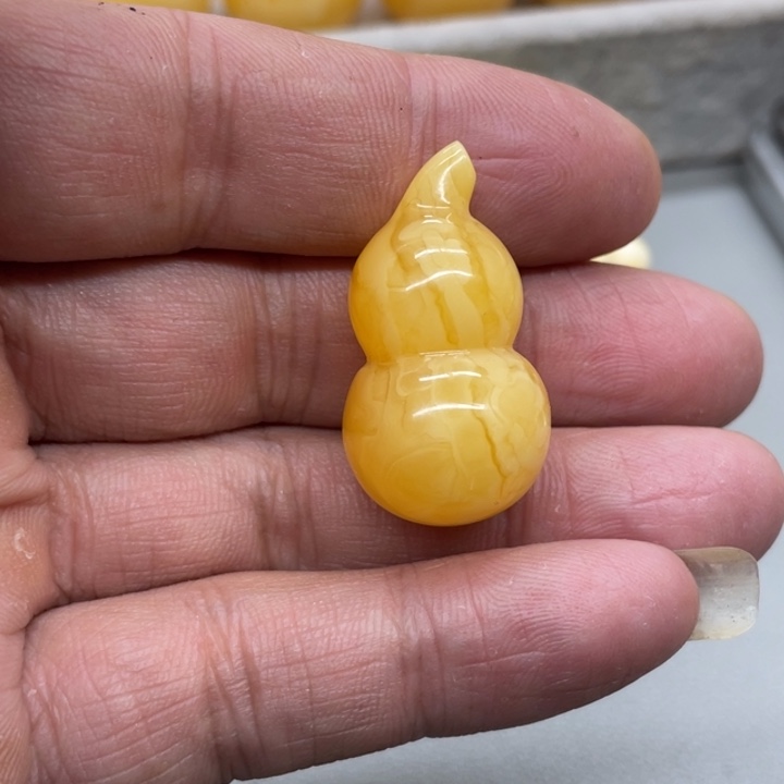 琥珀未镶嵌裸石葫芦