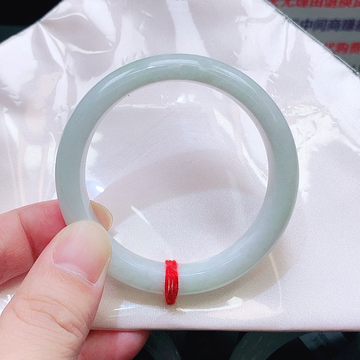 翡翠未镶嵌手镯0365