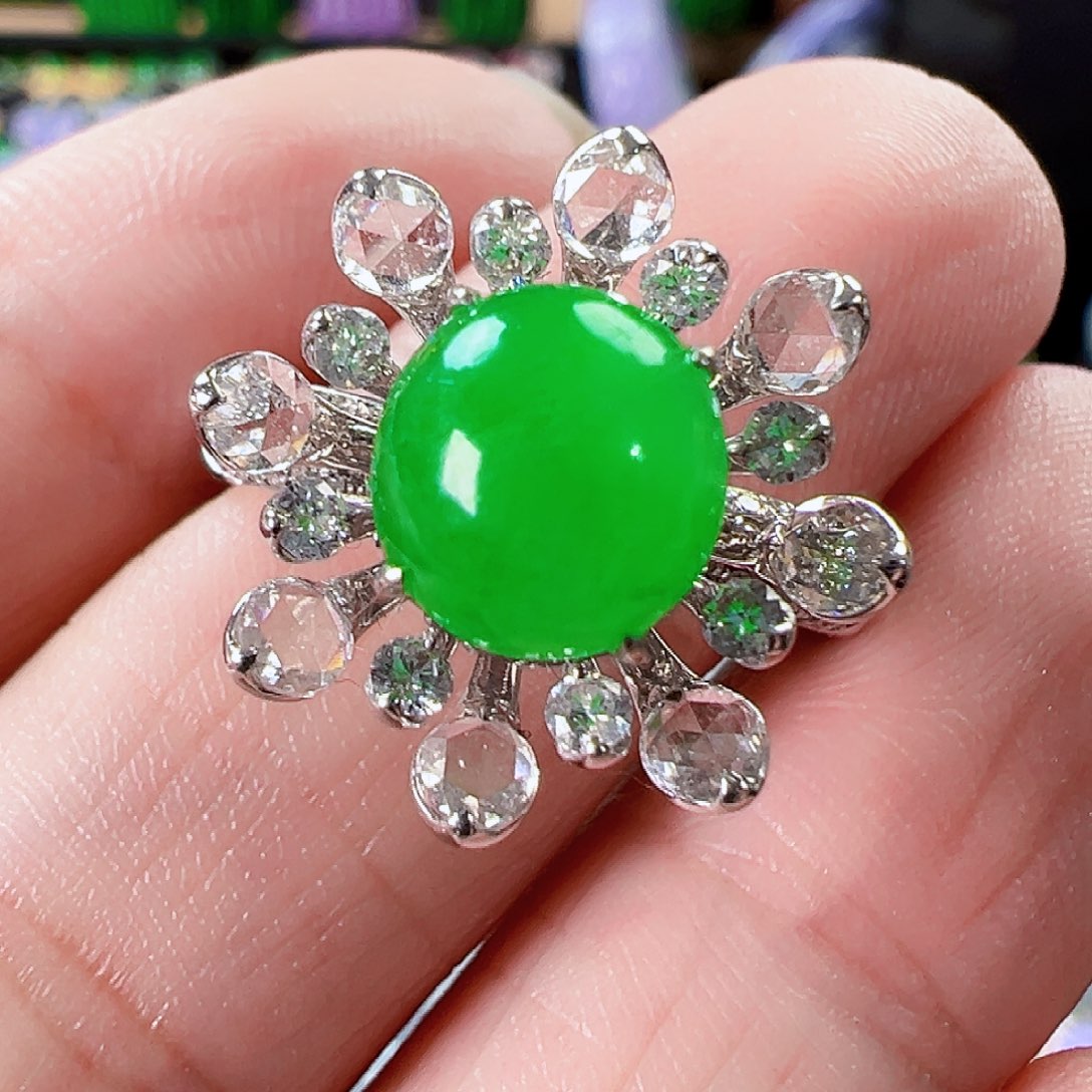 翡翠戒指18K金镶嵌签收后24小时鉴赏期