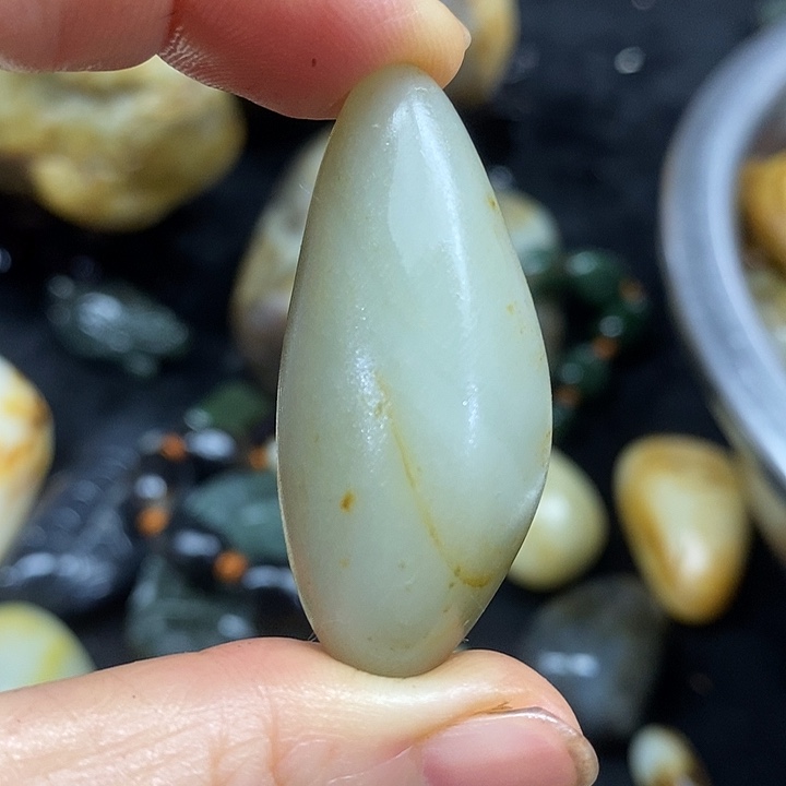 和田玉（糖玉）未镶嵌挂件