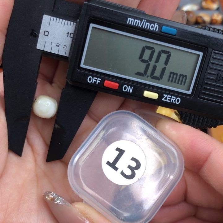 琥珀珠宝奇石未镶嵌琥珀蜜蜡微瑕