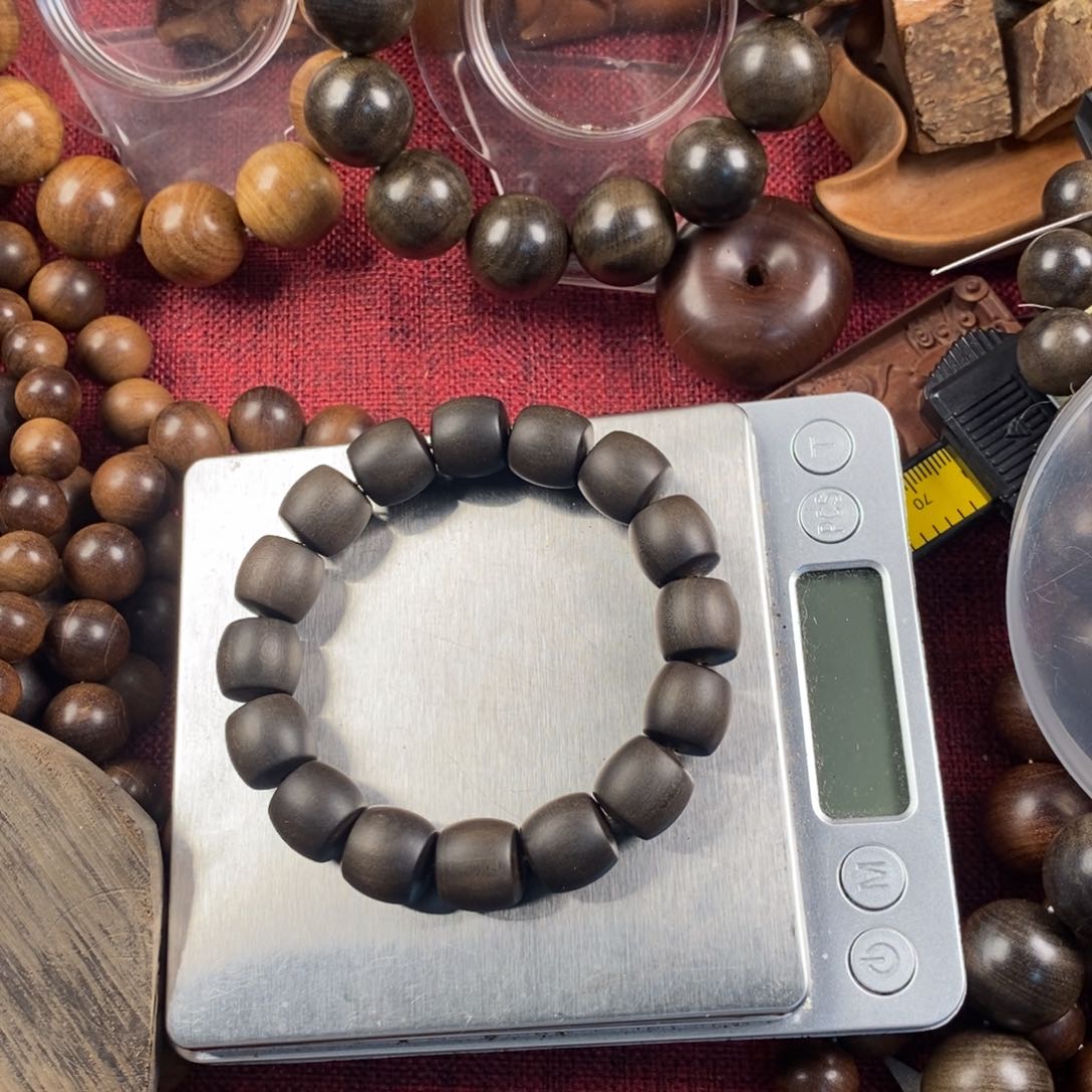 檀香木手串/手链M****林老山檀13 14奶香阴沉
