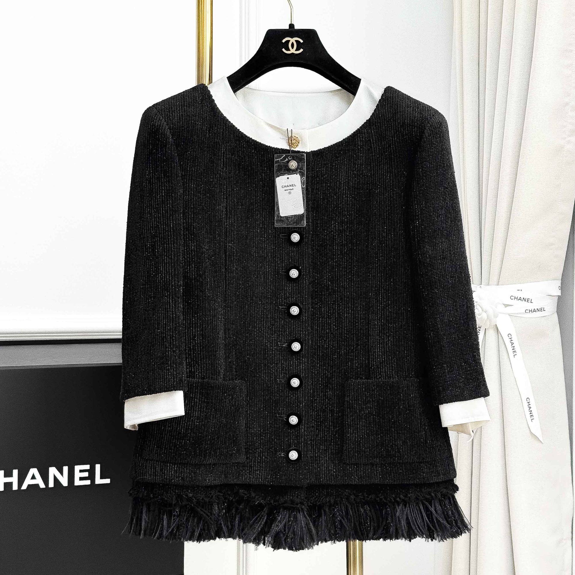 99新 Chanel/香奈儿 38码20A康鹏街系列黑色白边流苏软呢外套