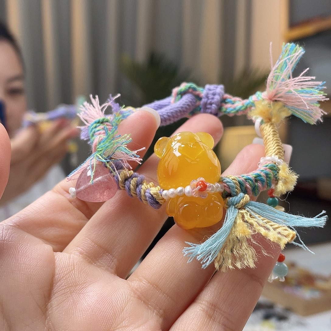 琥珀裸石未镶嵌蜜蜡手串