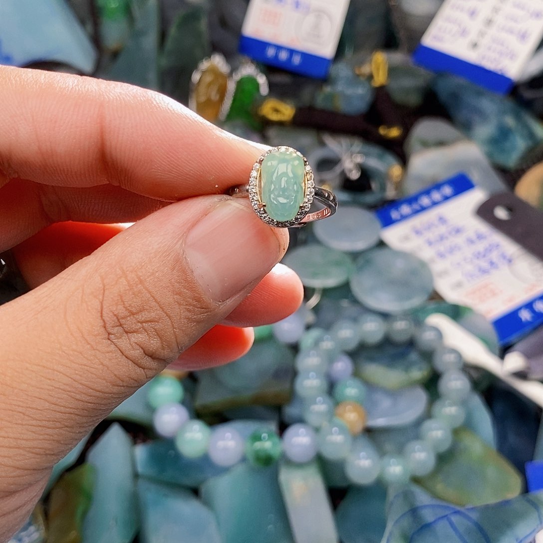 颈饰未镶嵌翡翠丫*翡翠