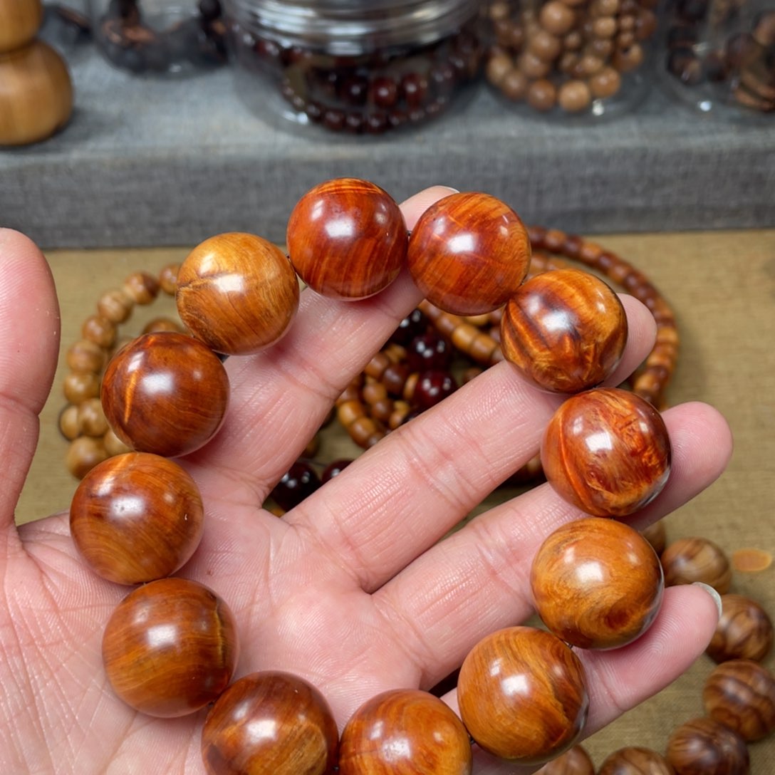 木1****12.0太行崖柏陈化高油满闪电