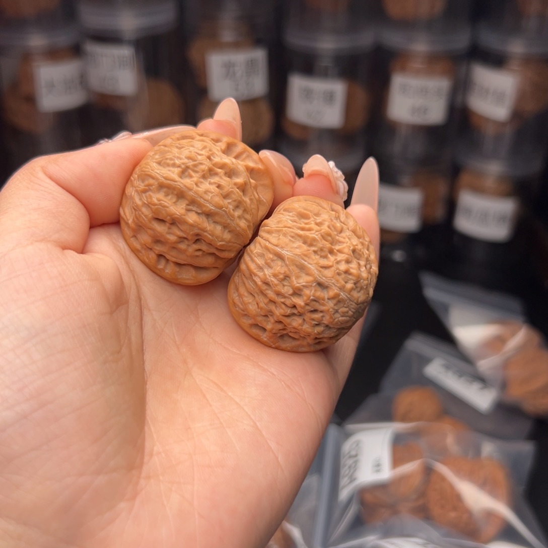 文玩核桃吊坠?*铁锤