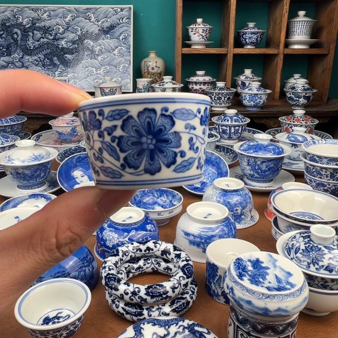 瓷片一口杯哈哈哈哈哈哈哈