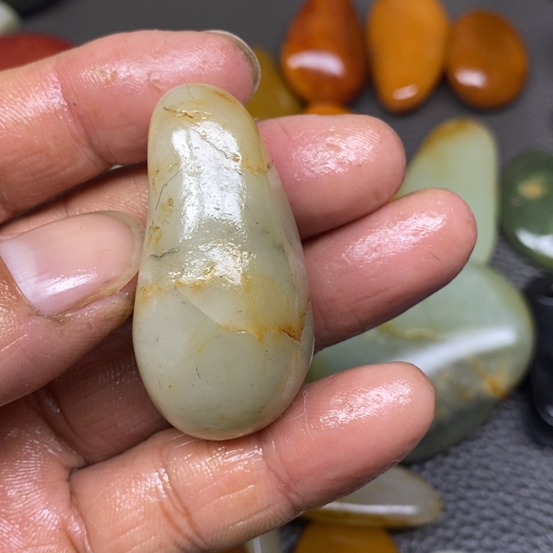 和田玉挂件未镶嵌