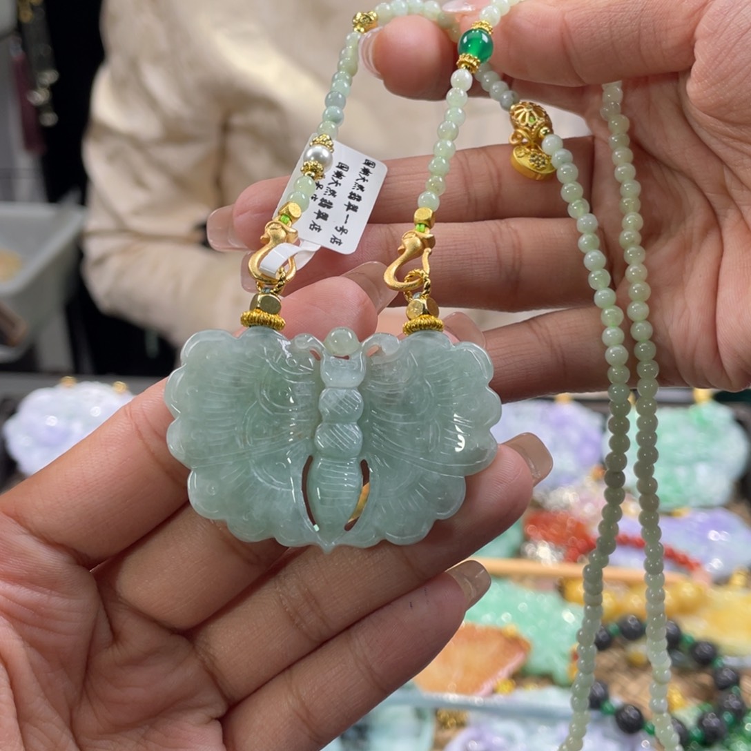 翡翠颈饰未镶嵌代编织