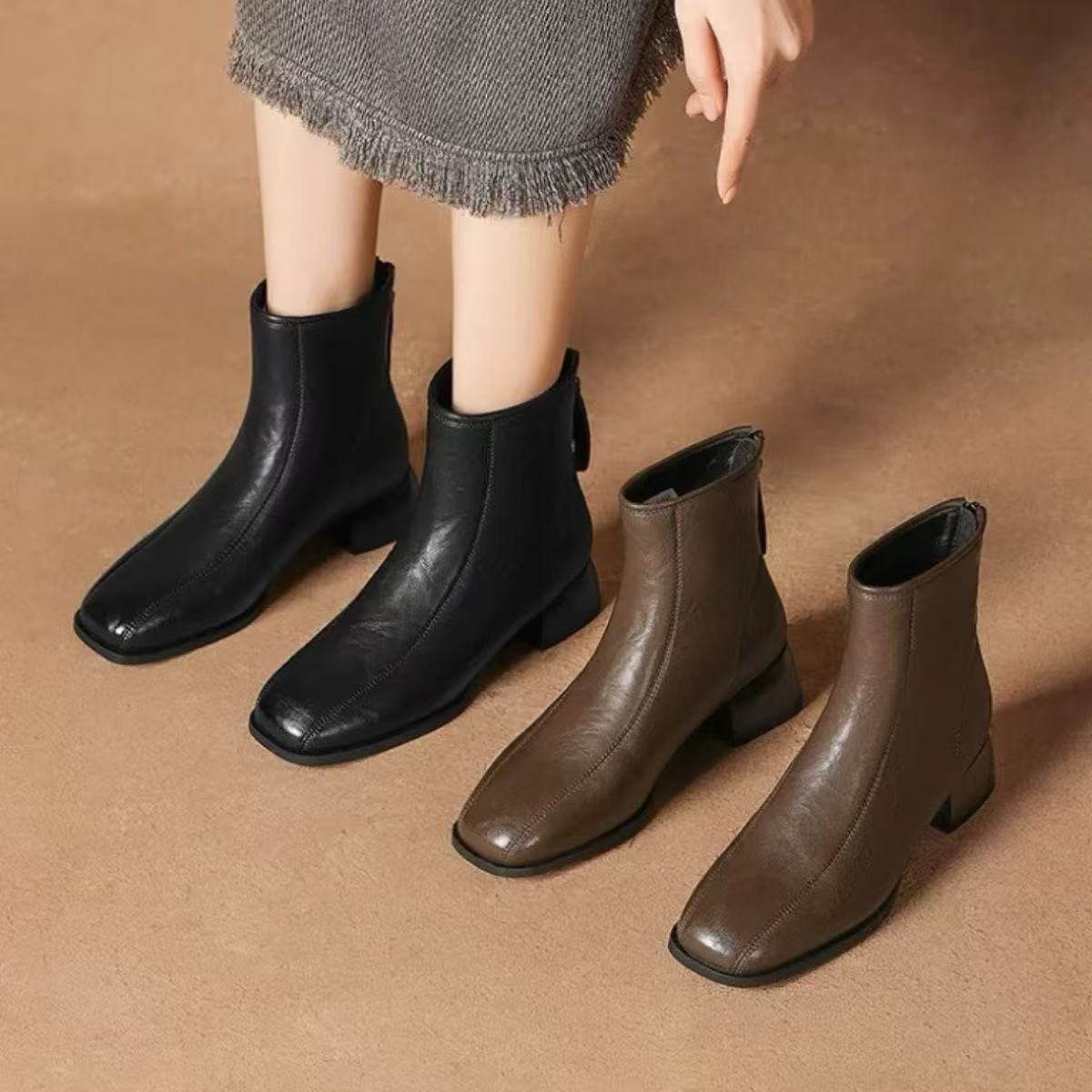 妈妈靴子女冬季加绒保暖2025新款棉靴女加厚方防滑百搭真皮短靴女