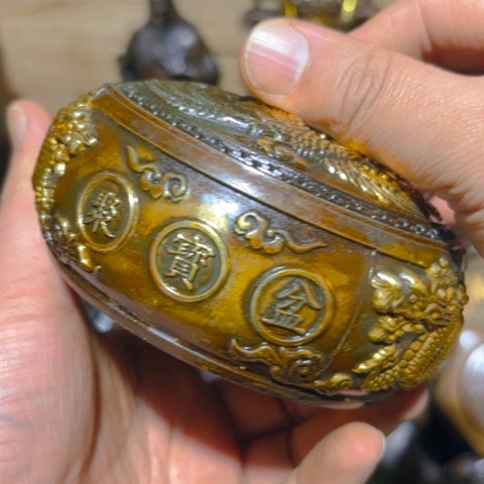 年前发货 铜的。全清了一件不留