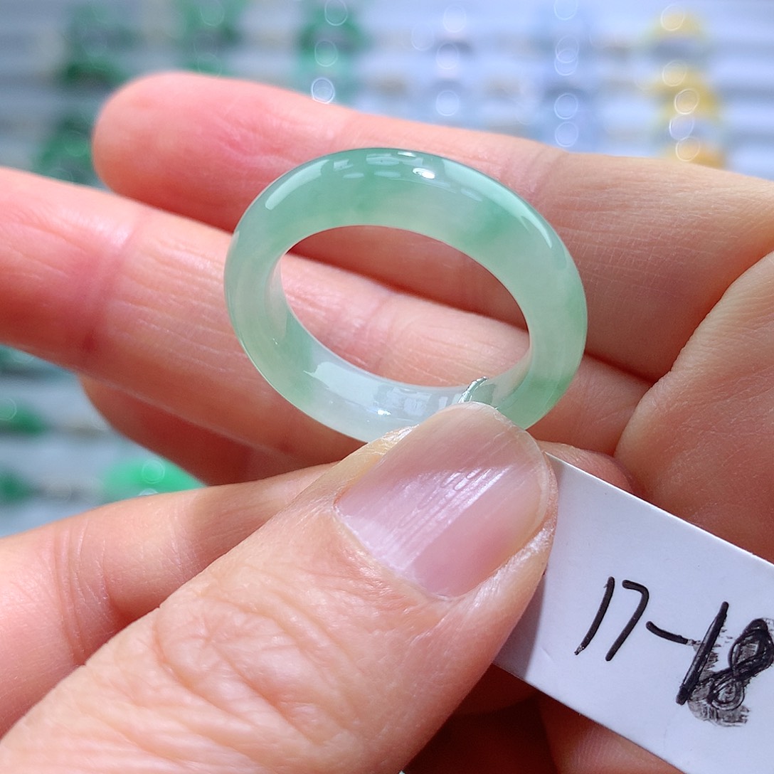 翡翠戒指未镶嵌17-18号