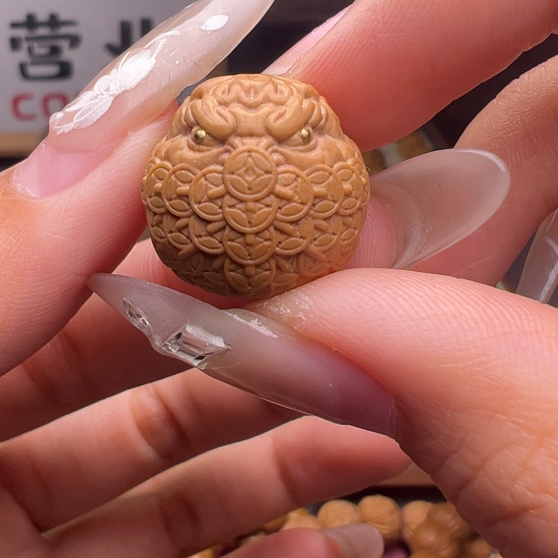 文玩核桃把件镶嵌款贪恶恶僧18左右尺寸全品有正常封口线
