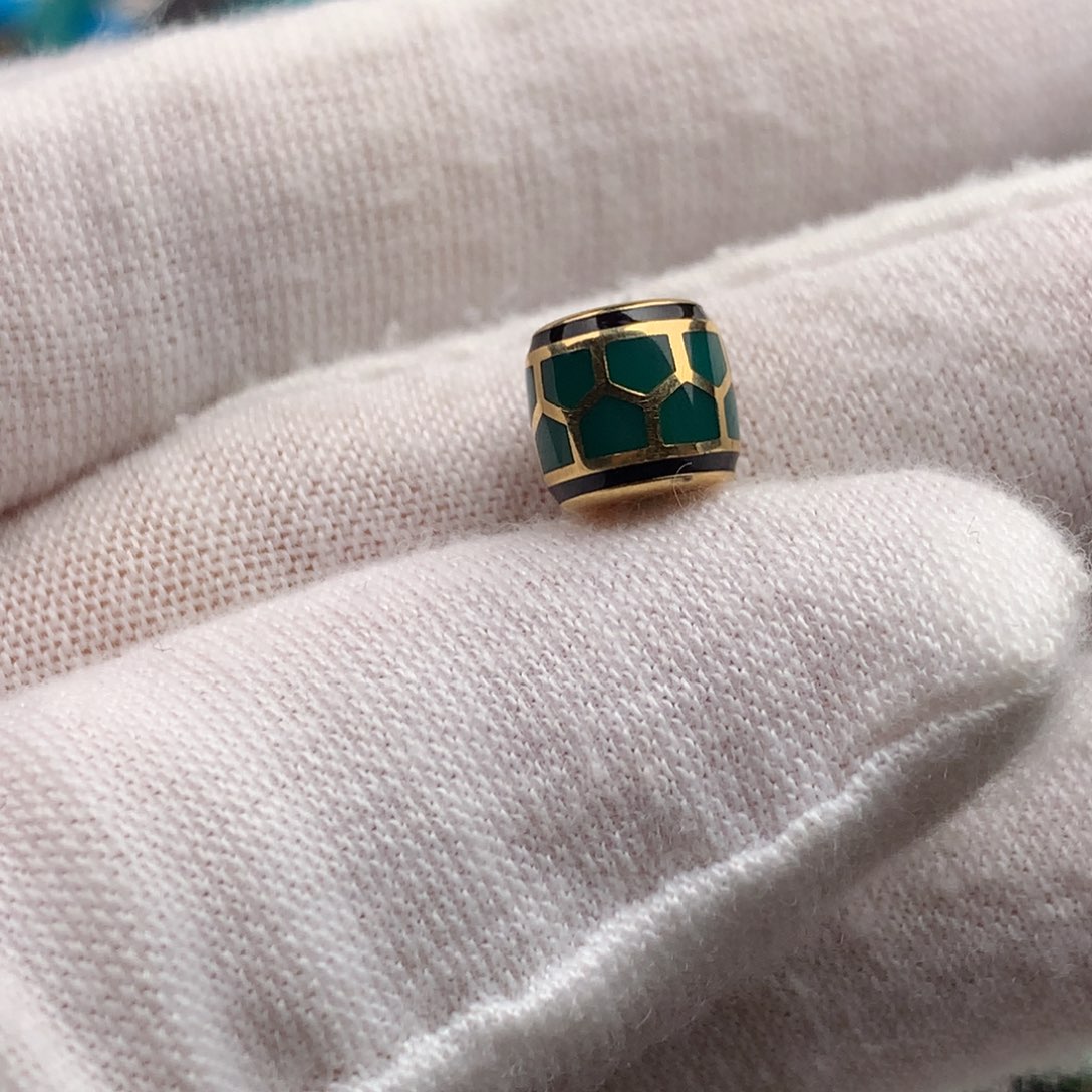 绿松石18K金镶嵌绿松石7*6mm