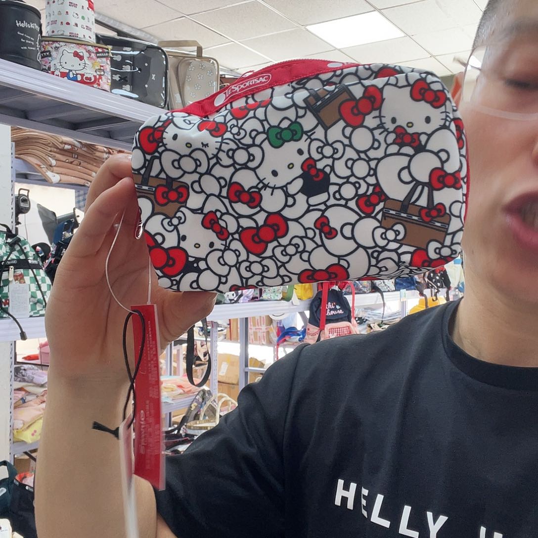 PU化妆包等各种产品和