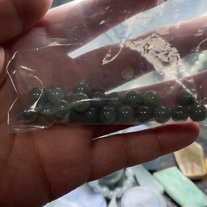 定制翡翠未镶嵌恒****?