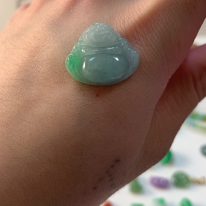 翡翠未镶嵌颈饰8888888