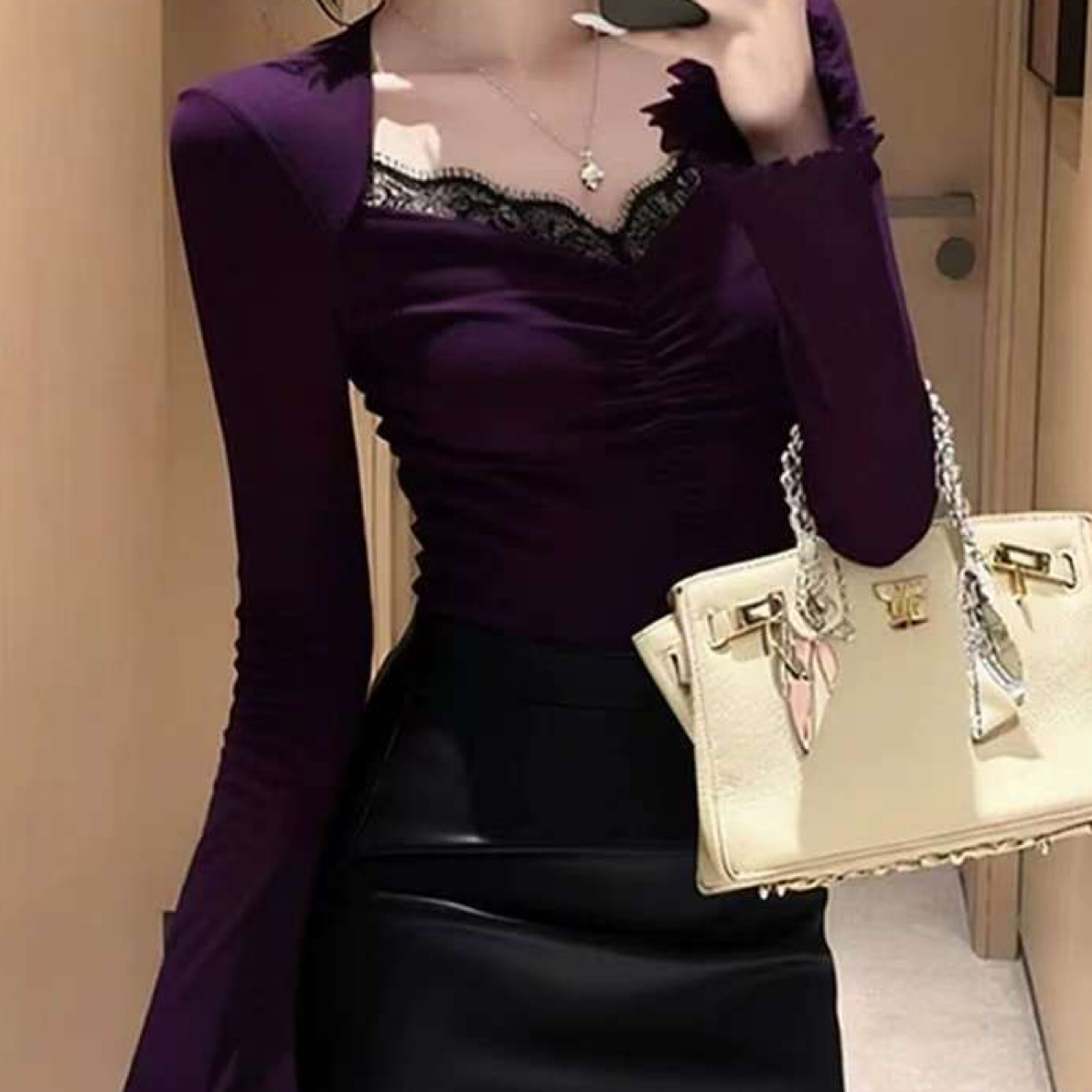 拼接长袖法式黑蔷薇纯欲内搭T恤常规款轻熟风圆领