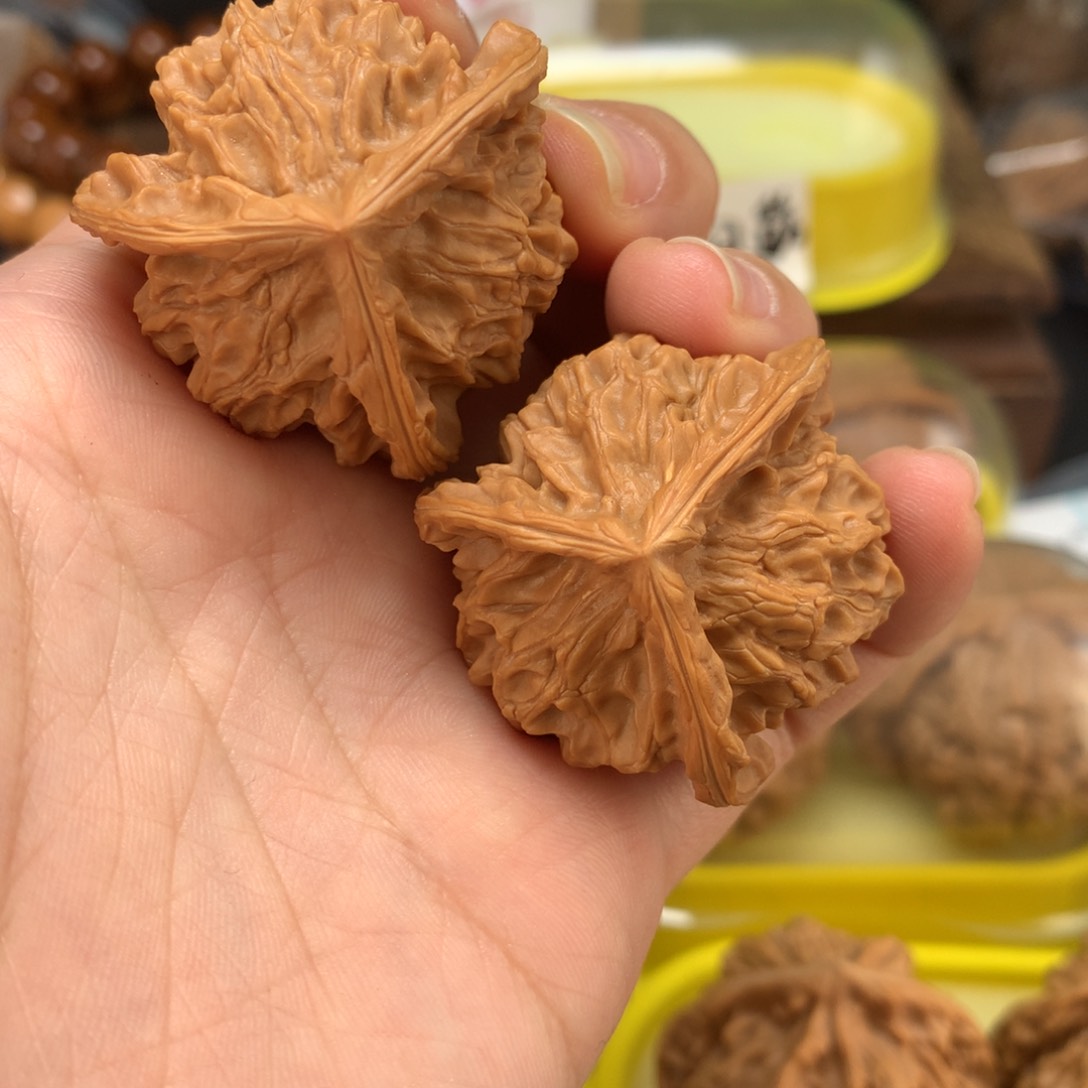 文玩核桃把件38三棱