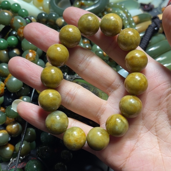 和田玉未镶嵌手链