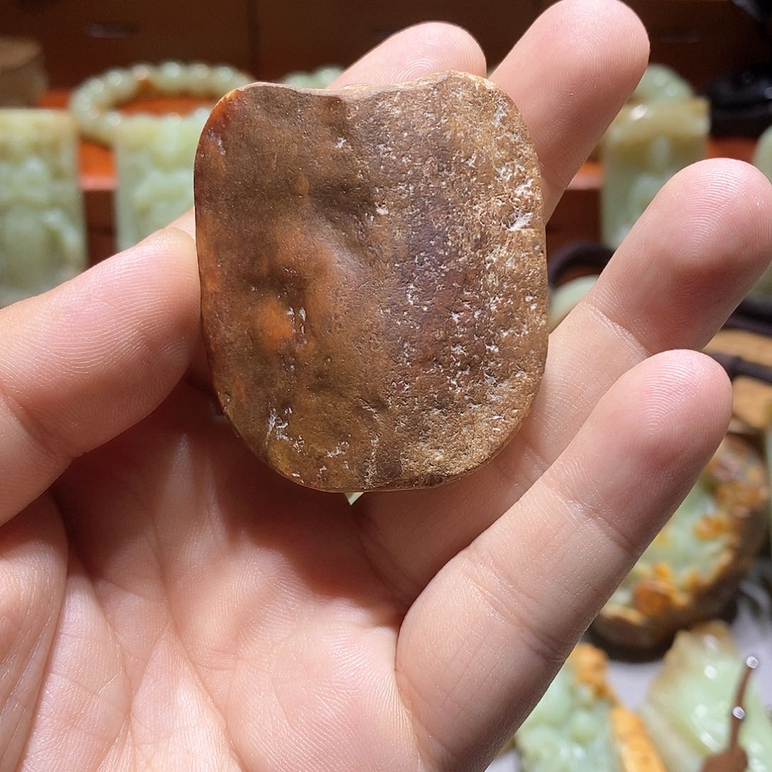 岫岩河磨玉（透闪石质玉）珠宝奇石未镶嵌