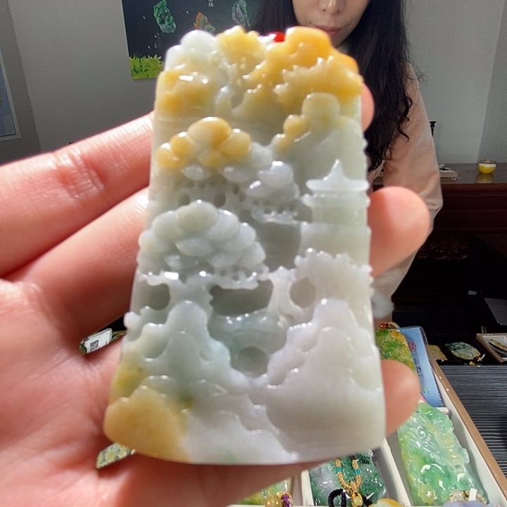 颈饰未镶嵌翡翠翡翠