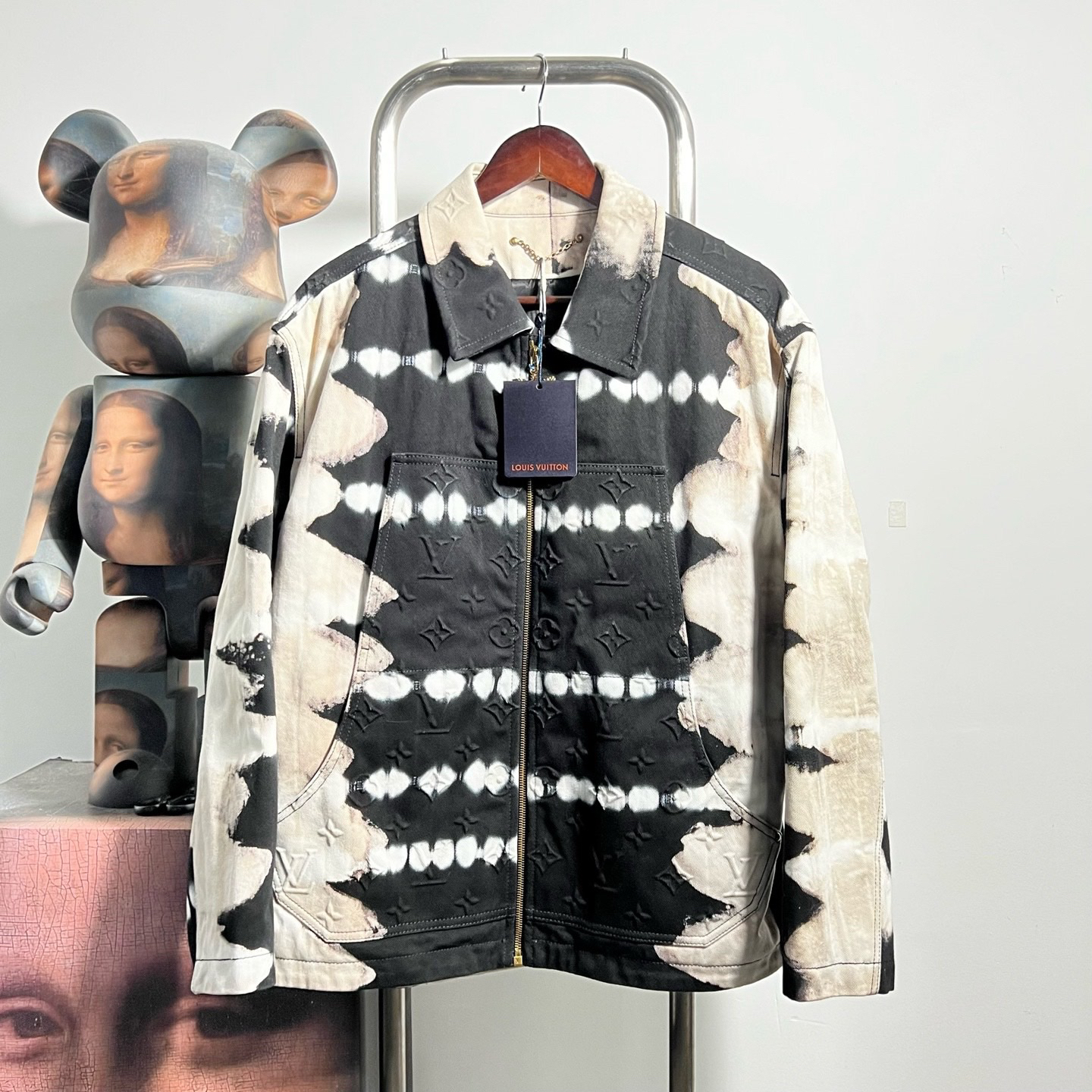 未使用 LouisVuitton/路易威登 满印伐木棉服外套 V0517尺码46