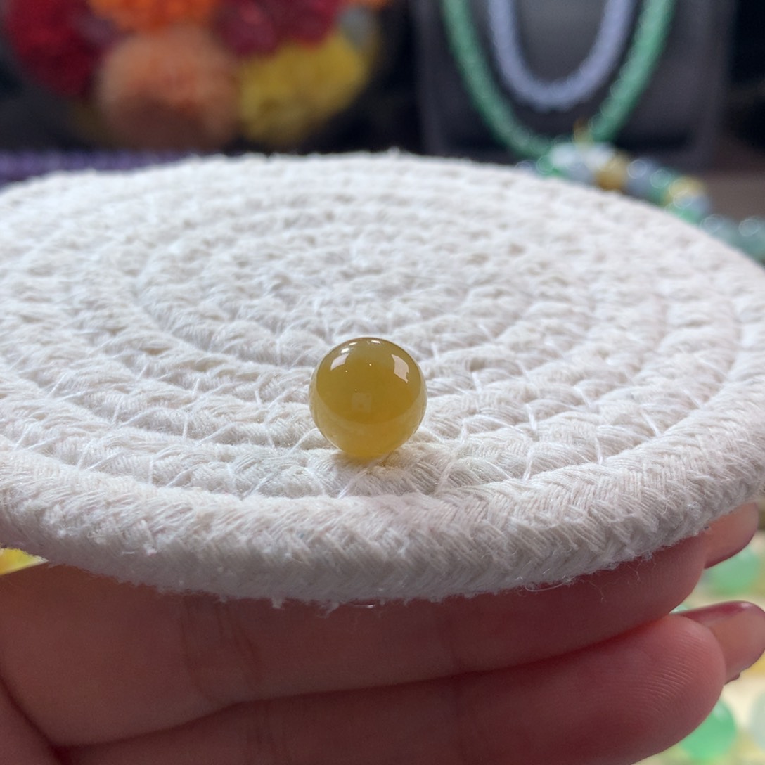 翡翠颈饰未镶嵌翡翠冰底冰黄翡卡10+