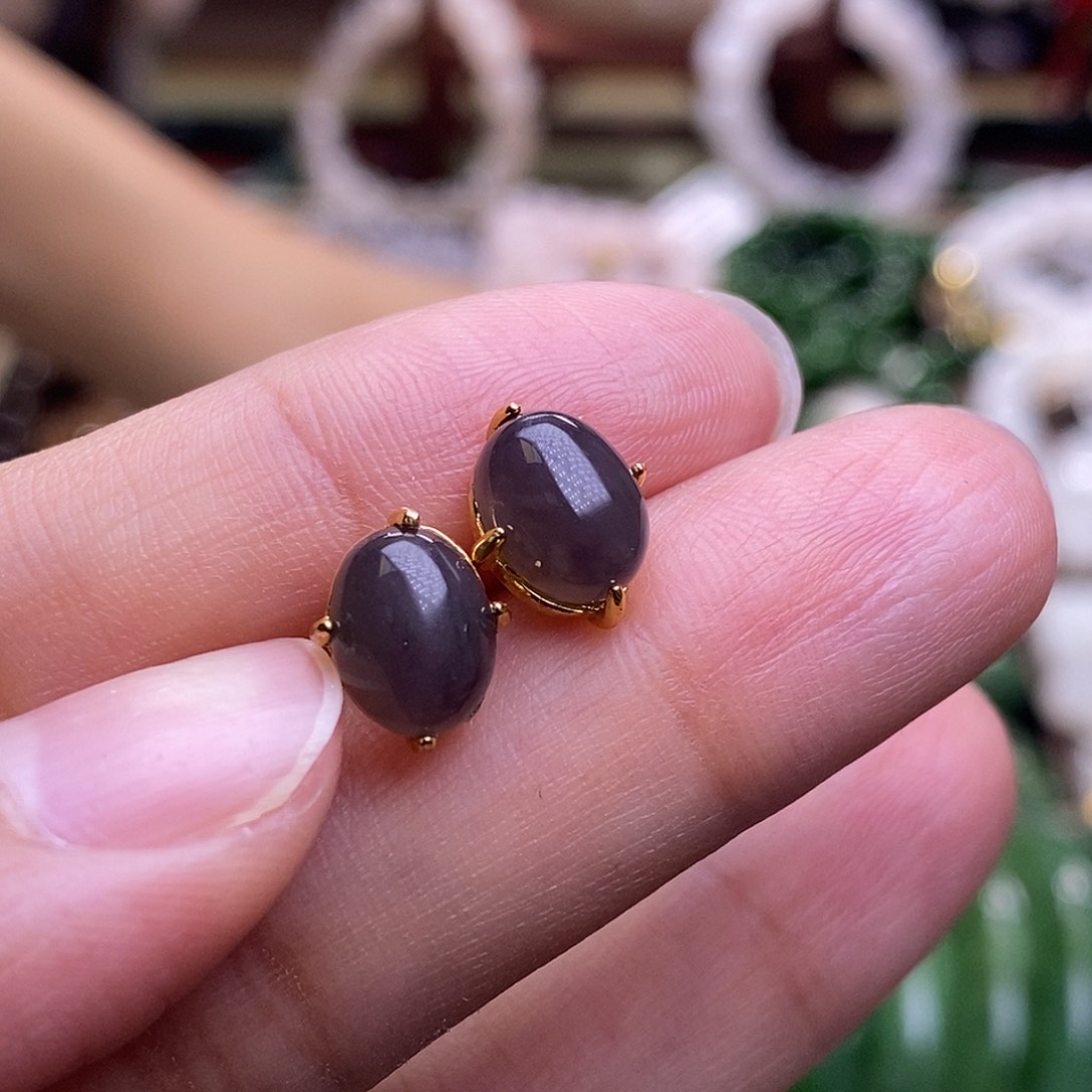 颈饰未镶嵌和田玉浓烟紫帝王紫银耳钉