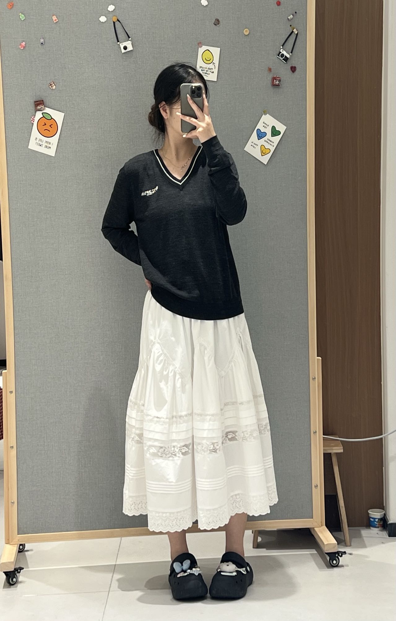【现货】FIZZFLYV领胸口绣花毛衣针织