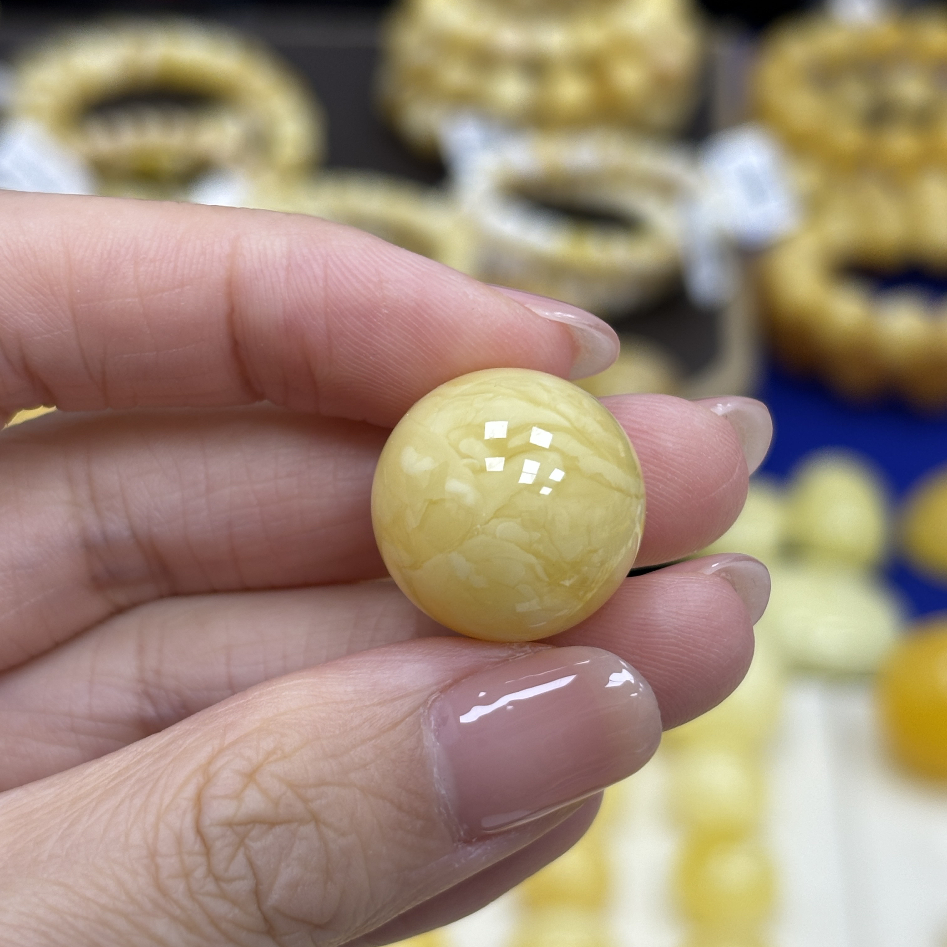 17.9mm 小妖珠宝天然原矿琥珀蜜蜡