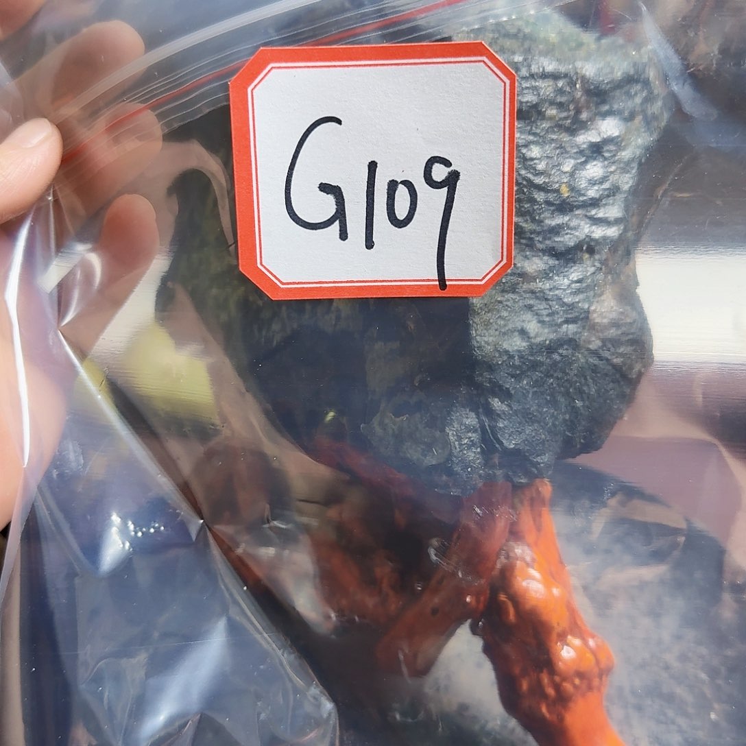 蛇纹石玉未镶嵌手镯提*