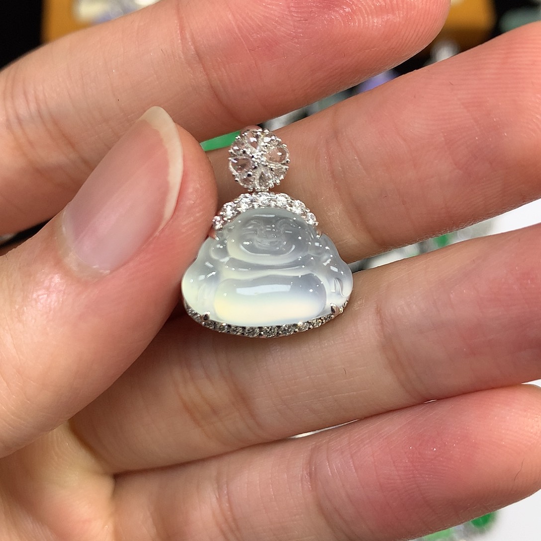 翡翠吊坠(不含链)18K金镶嵌